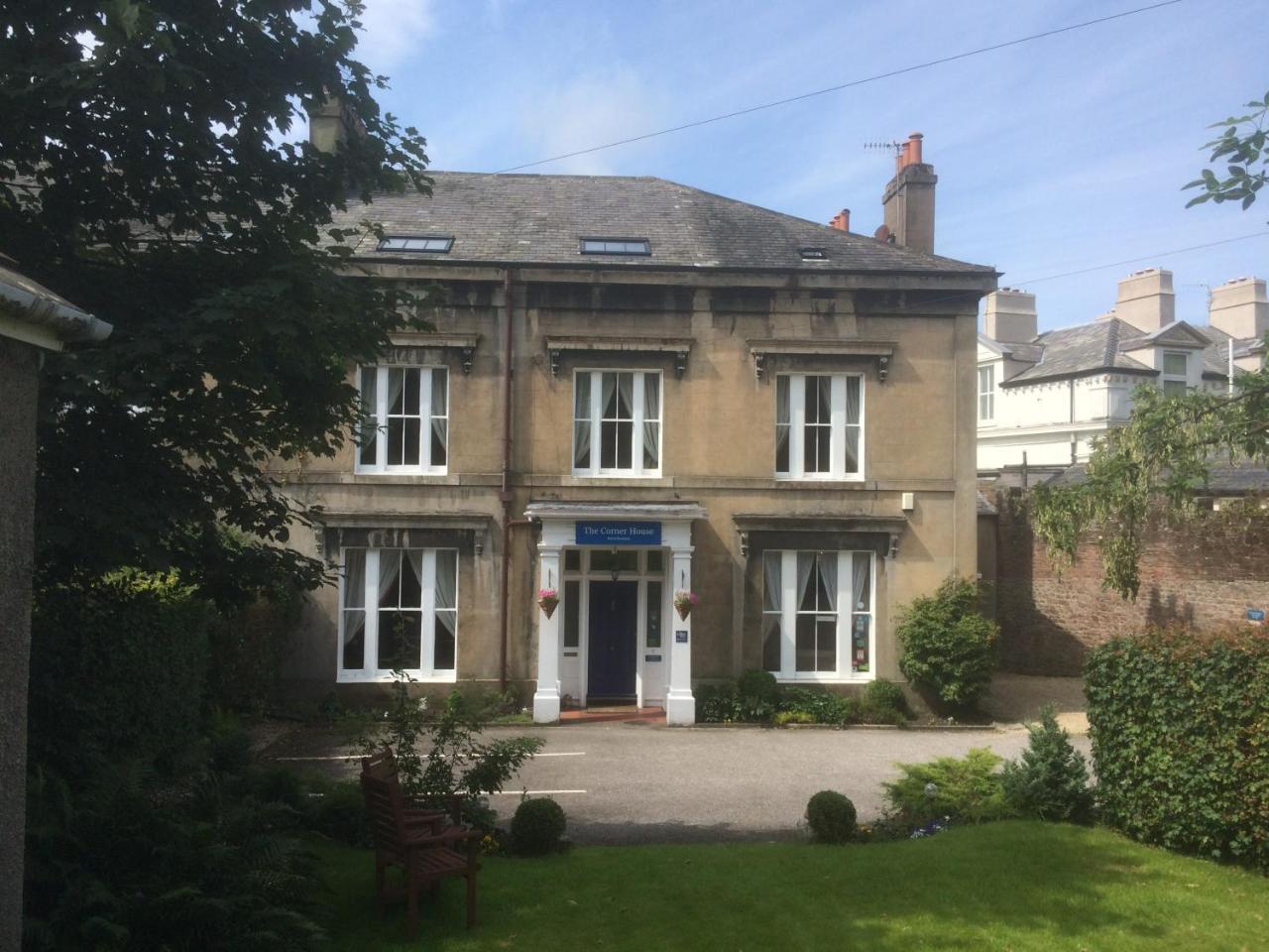 The Corner House Bed & Breakfast Whitehaven Buitenkant foto